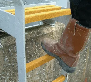 frp kaymaz gemici merdiveni ladder rung cover