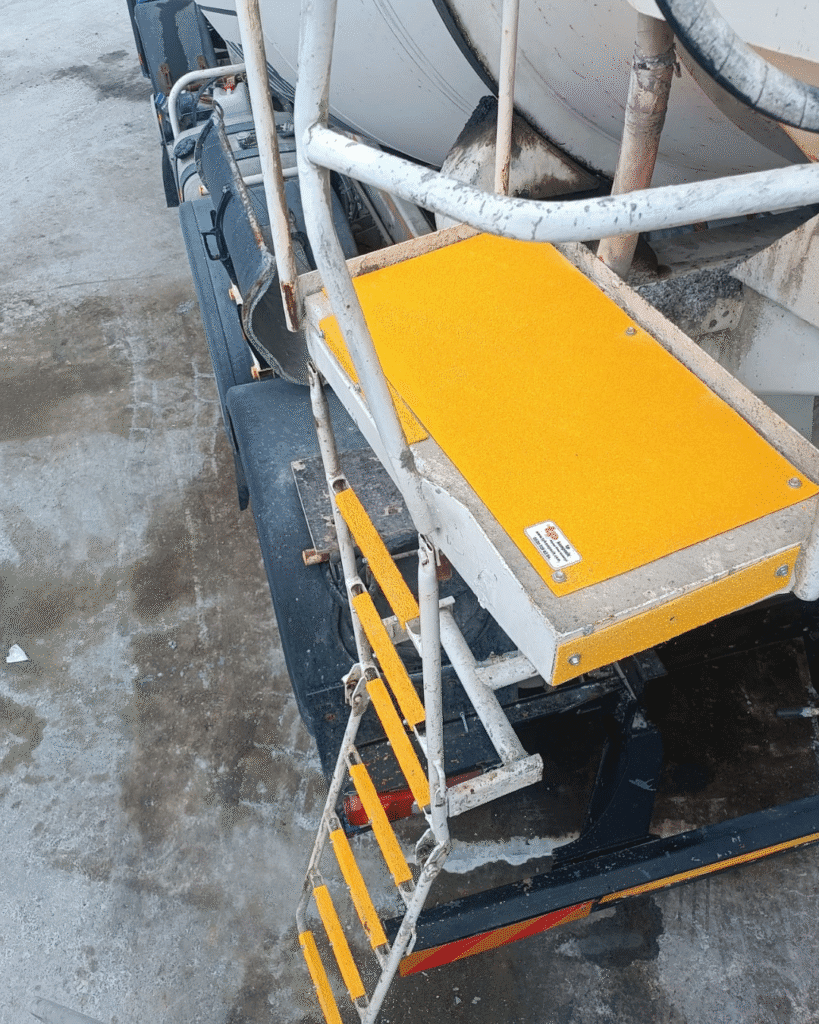 kaydırmaz gemici merdiven kaplamaları